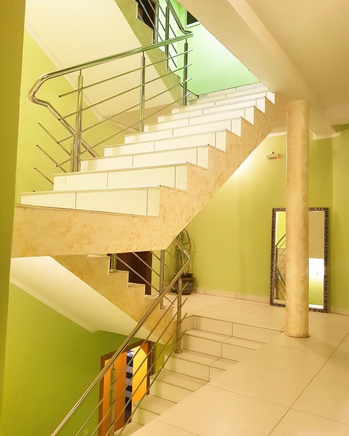 Hotel Victoria Lukavica Esterno foto